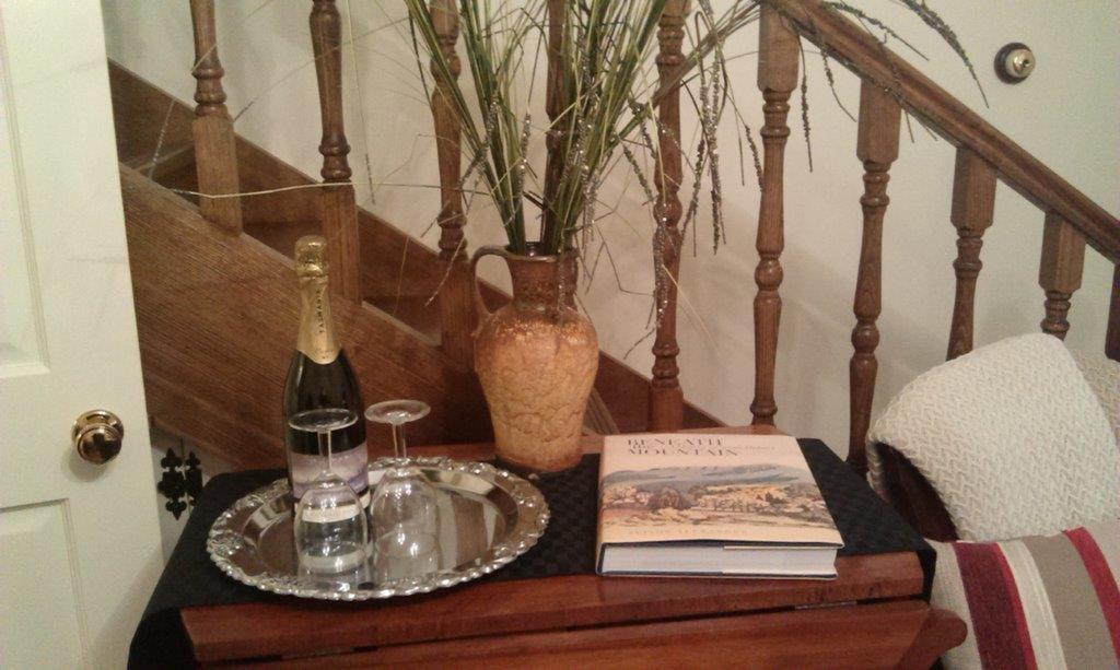 Annies Garden Cottage Hobart Rum bild